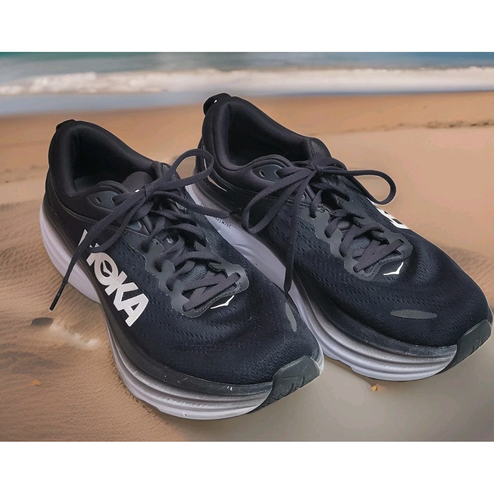 👟HOKA ONE ONE Women's 10B Bondi 8 Running Shoes Black 1127952-BWHT (c-video)